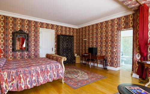 Book the Suite Persane Suite Persane