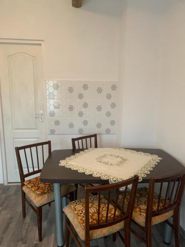 Apartament de inchiriat în localitatea Dănești (Apartament de inchiriat in localitatea Danesti) in Cârţa (Harghita)