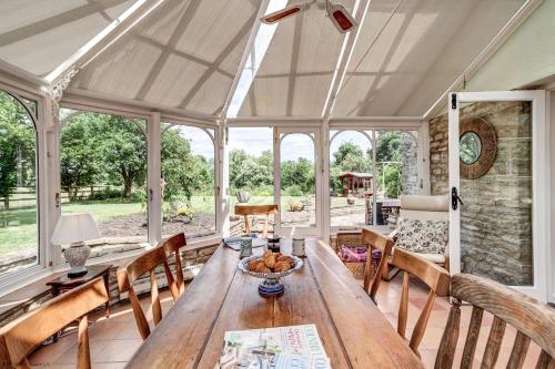 Buitenkant, Meadow Cottage in Stoke Lyne