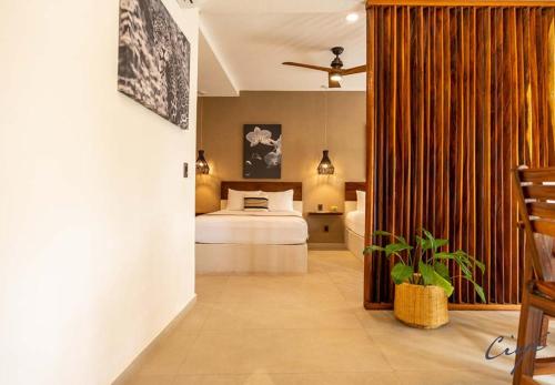 470804990 Ciyé Hotel