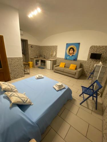 Maradona Home, Naples