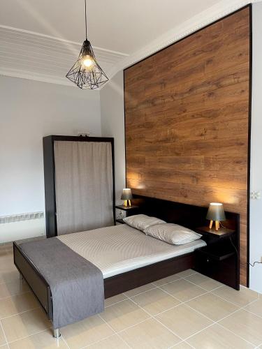 1 queen bed