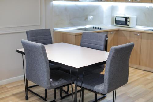Miku Apartment -Outstanding Apartment at Taiwan, Tirana (zdjęcie 10)