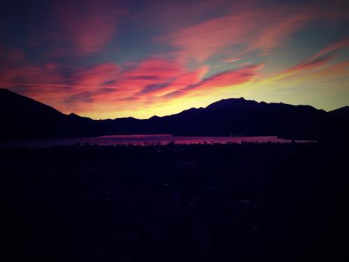 Romantic holiday home with a fantastic view of Lake Maggiore and the pool in Locarno