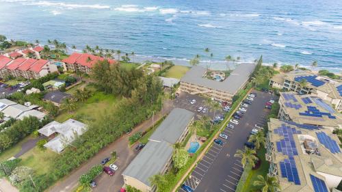 2Br Kauai Kailani Condo, Pool, walk to Ocean & Shops, AC KK117