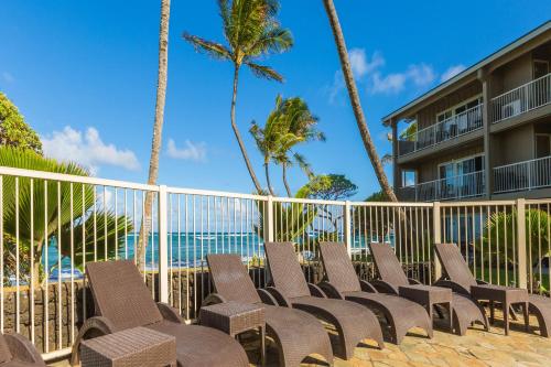 2Br Kauai Kailani Condo, Pool, walk to Ocean & Shops, AC KK117 in Kapaa