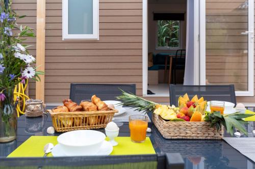Le Palmier, mobil-home sans vis-à-vis idéalement situé entre mer et vignes - 숙소 외관