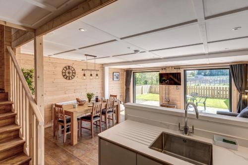 Exterior view, Bluebell Lodge in Crowmarsh Gifford