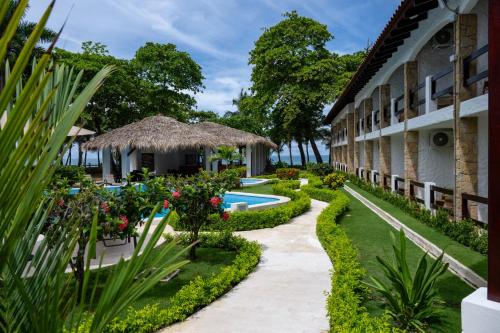 สระว่ายน้ำ, Fuego del Sol Beachfront Hotel in จาโค่