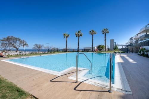 25 Las Mesas Estepona big terrace with indoor & outdoor pool & gym