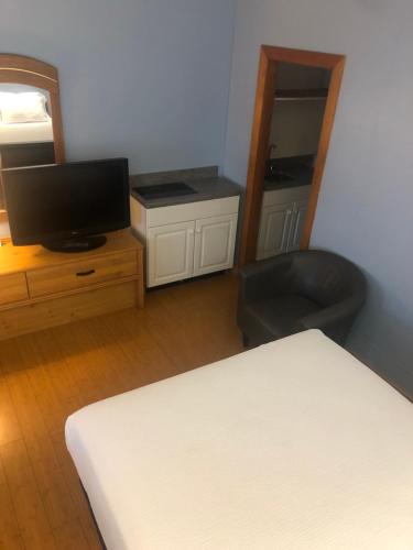 Executive Motel – Old Orchard Beach, ME