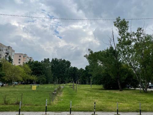 Apartment Mladost 2 - Free Parking, Sofia (photo 9)