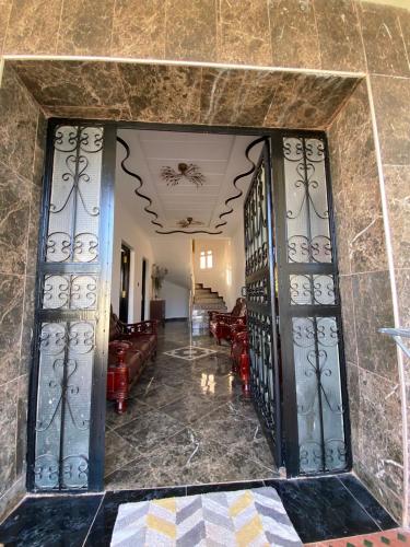 Įėjimas, Vila Haja - Beautiful Farmhouse with a Private Pool! in Imouzer du Kandaris