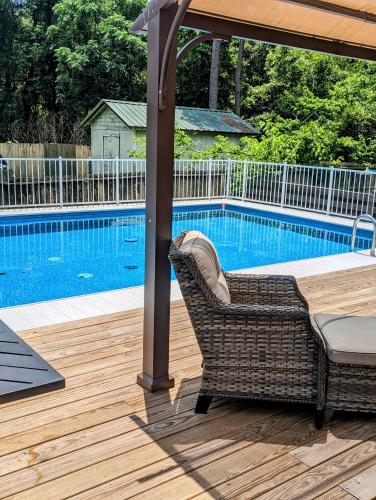 Cozy Barn with Pool Access & Near Lake Conroe in Montgomery, USA