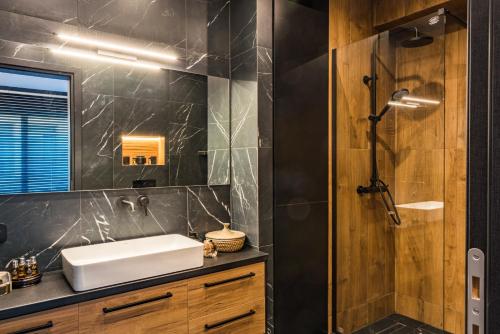 Aeanos suite Room Type - One-Bedroom Apartment