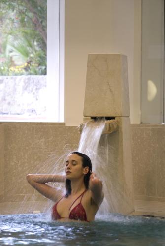 Villa Angela Hotel & Spa - image 12