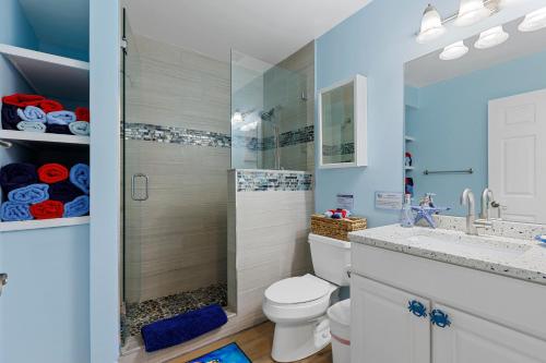 Tiki Blue Crab Cabana Beach Condo in Paradise in Clearwater Beach, USA