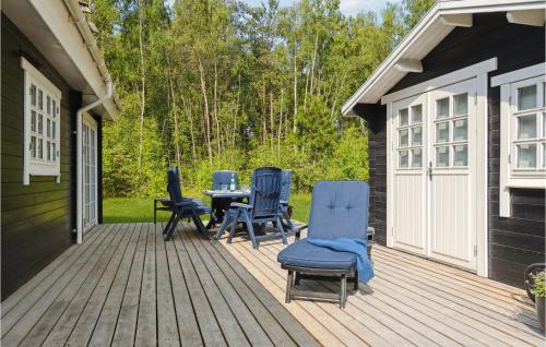  3 Bedroom Lovely Home In Hadsund in Hadsund