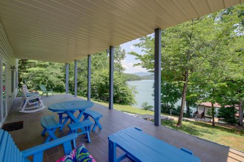 Lakefront LaFollette Home with Private Boat Slip!