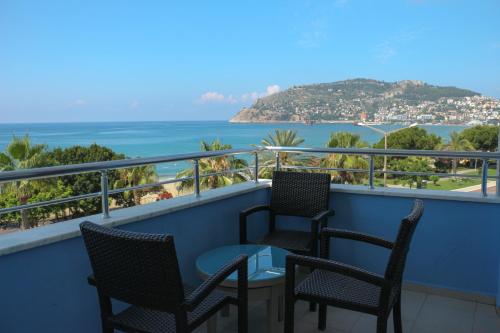 Hawaii Suite Beach Hotel in Alanya