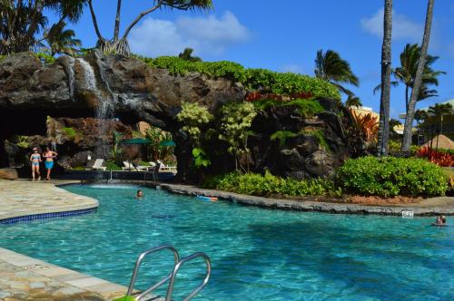 2417 at Oceanfront Resort Lihue Kauai Beach Drive  - 수영장