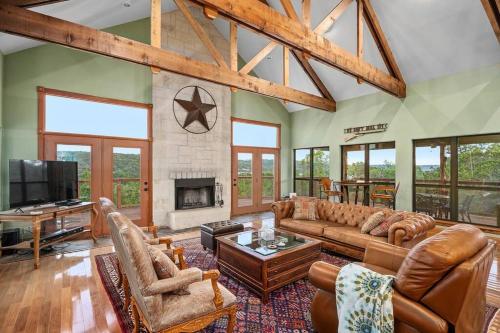 Star House - Hill Country Views - Wimberley