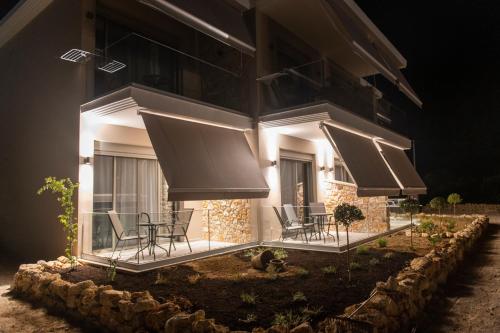 Exterior view, Charisma Luxury Suite & Rooms in Karavostasi