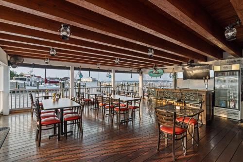 St Michaels Harbour Inn Marina and Spa - image 6