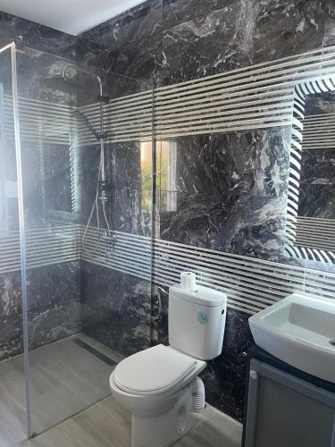 VILLA PISCINE BORD DE MER in 사이디아