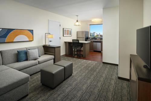 One-Bedroom King Suite - Disability Access