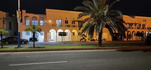 Haven Lodge Lahore by Haven Holiday Homes - 4BR Vacation Home with Lawn & Park Access - image 8