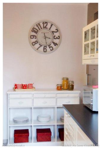 Santa Chiara Apartment - image 12