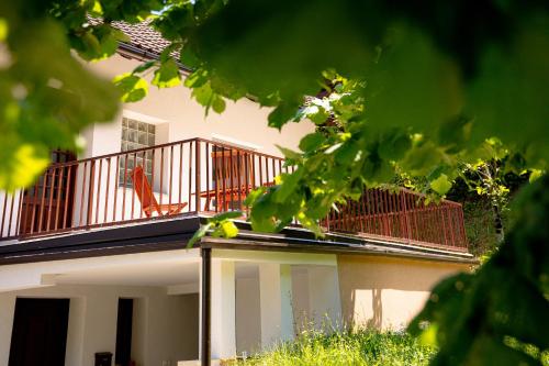 Balkon/Terrasse, Rustic House in a Beautiful Village in Brezice