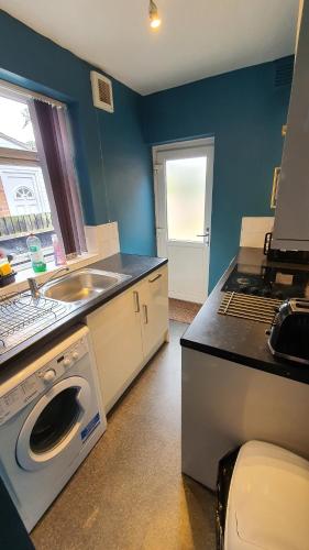 Contractors, City Centre, Parking, 3 Double Rooms, Netflix, Cosy!, Coventry (zdjęcie 5)