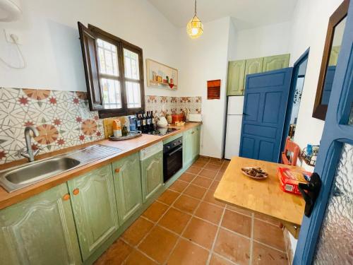 Casa Amigos Sorvilan- La Palmera in Polopos