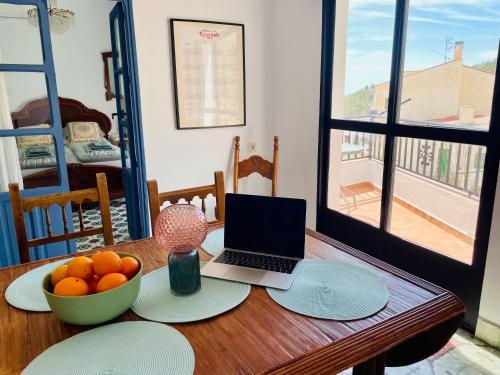 Casa Amigos Sorvilan- La Palmera in Polopos