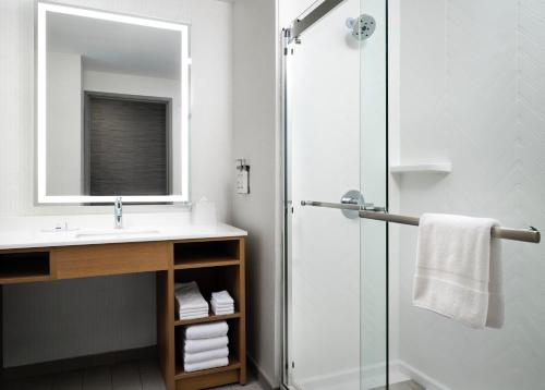 Premium King Room with Walk-In Shower