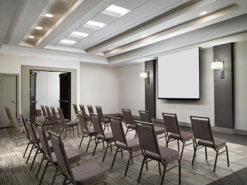 Four Points by Sheraton Cincinnati North/West Chester - image 5