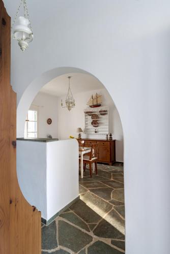 Iekārtas, Loutra Kythnos Suites in Loutra (Kythnos)