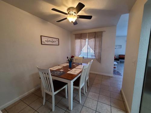 2bed 1 bath condo near Nellis afb & the strip