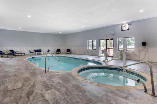 Best Western Plus Texoma Hotel & Suites in Denison, USA