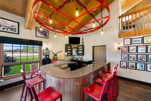 Best Western Derby Inn - image 2