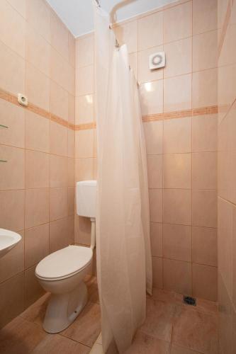 Two-Bedroom Apartment with Terrace image 10
