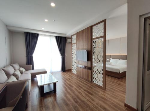 King Suite image 4