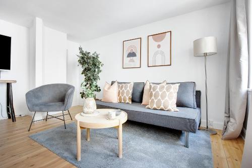 Cozy 1-bedroom apartment in the historical center of Copenhagen close to Tivoli - image 9