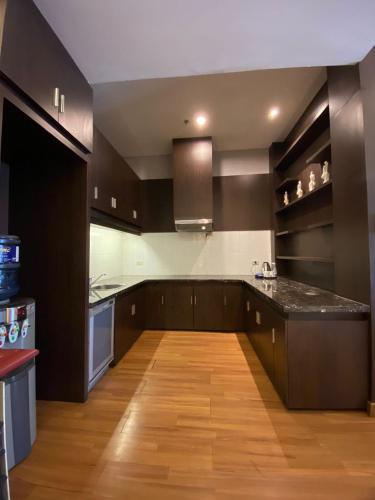 Golden Flower Hotel in Bandung