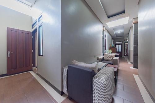 Facilities, OYO 90026 Guest House Teras Waruga Syariah in Gegerkalong