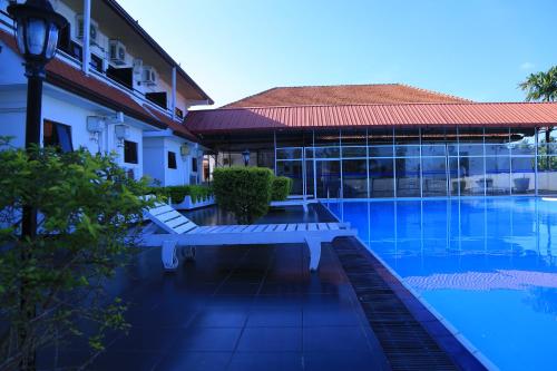 . PJ Hotels Jaffna