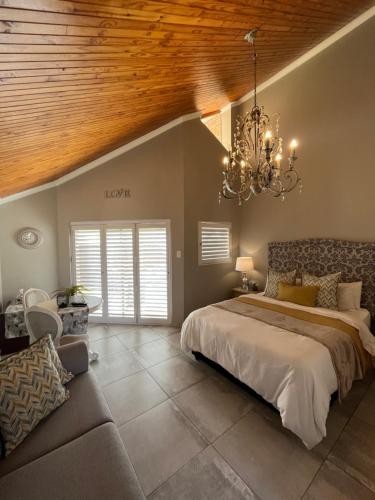 Larola 37, Clarens