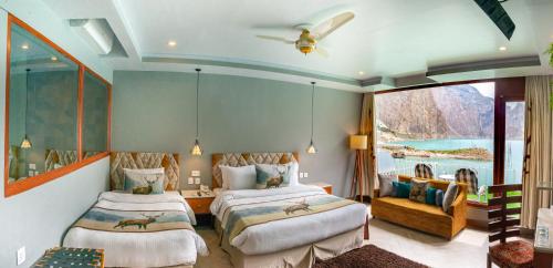 Luxus Hunza Attabad Lake Resort